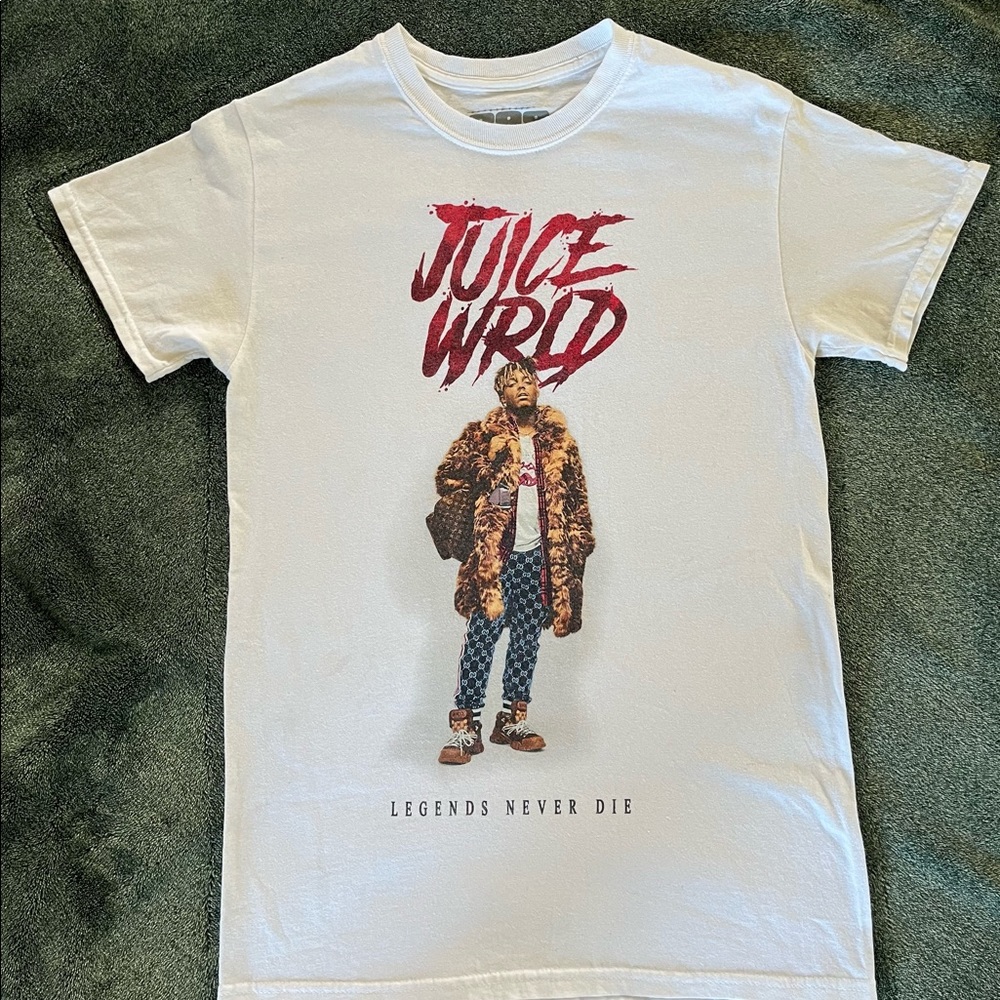 Juice WRLD 999 LEGENDS NEVER DIE